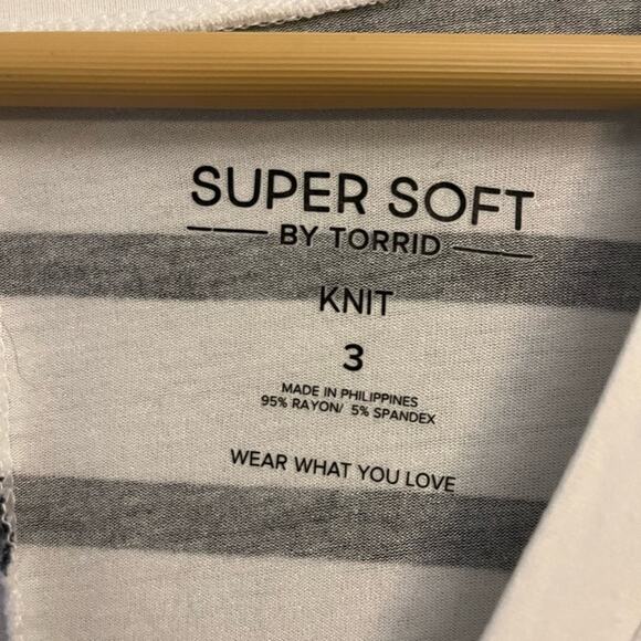 Torrid Super Soft Knit T-Shirt - Picture 2 of 3